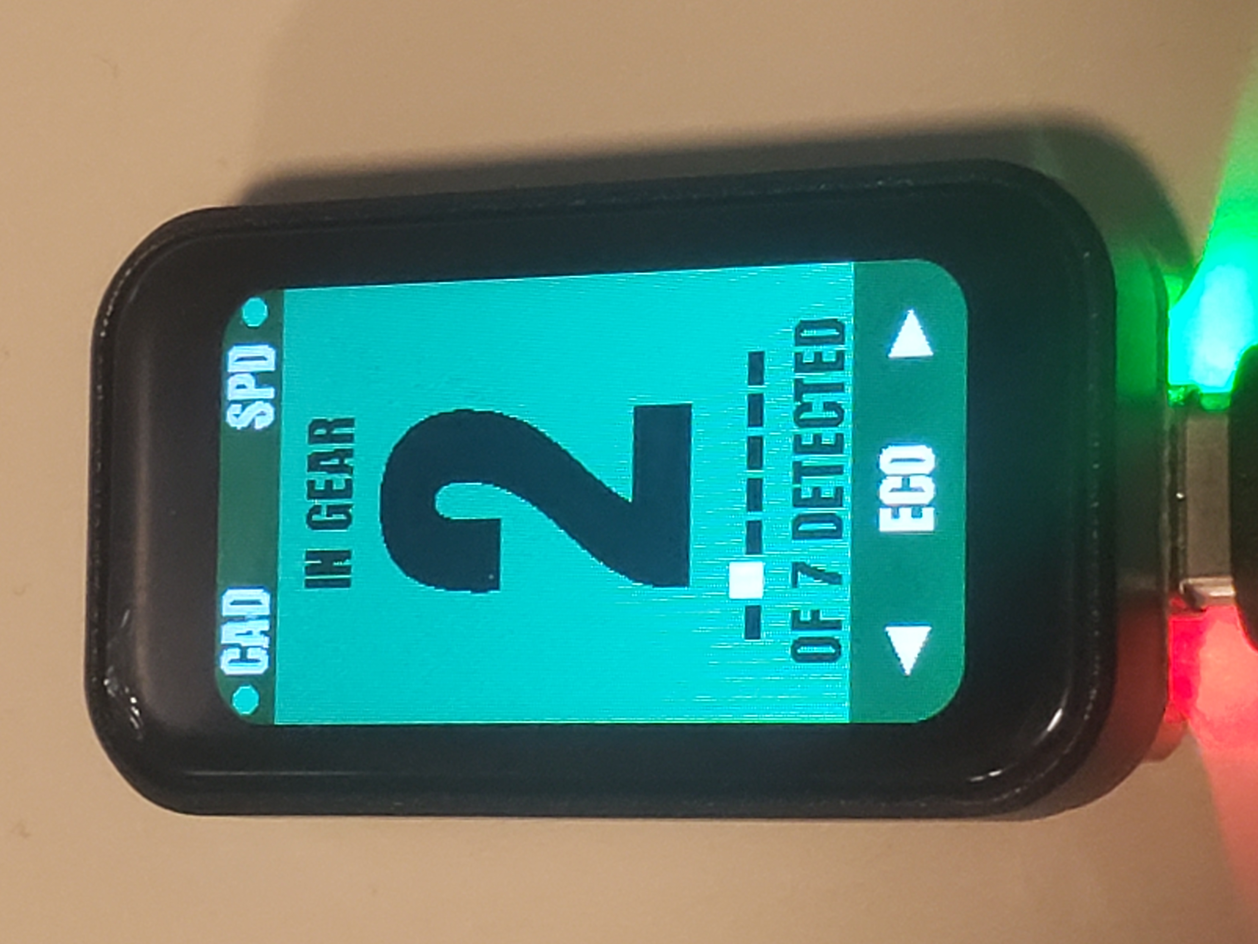 GearSense Mark III display showing IN GEAR 2 — OF 7 DETECTED, with a full pip ladder of seven rungs on the right side of the screen.